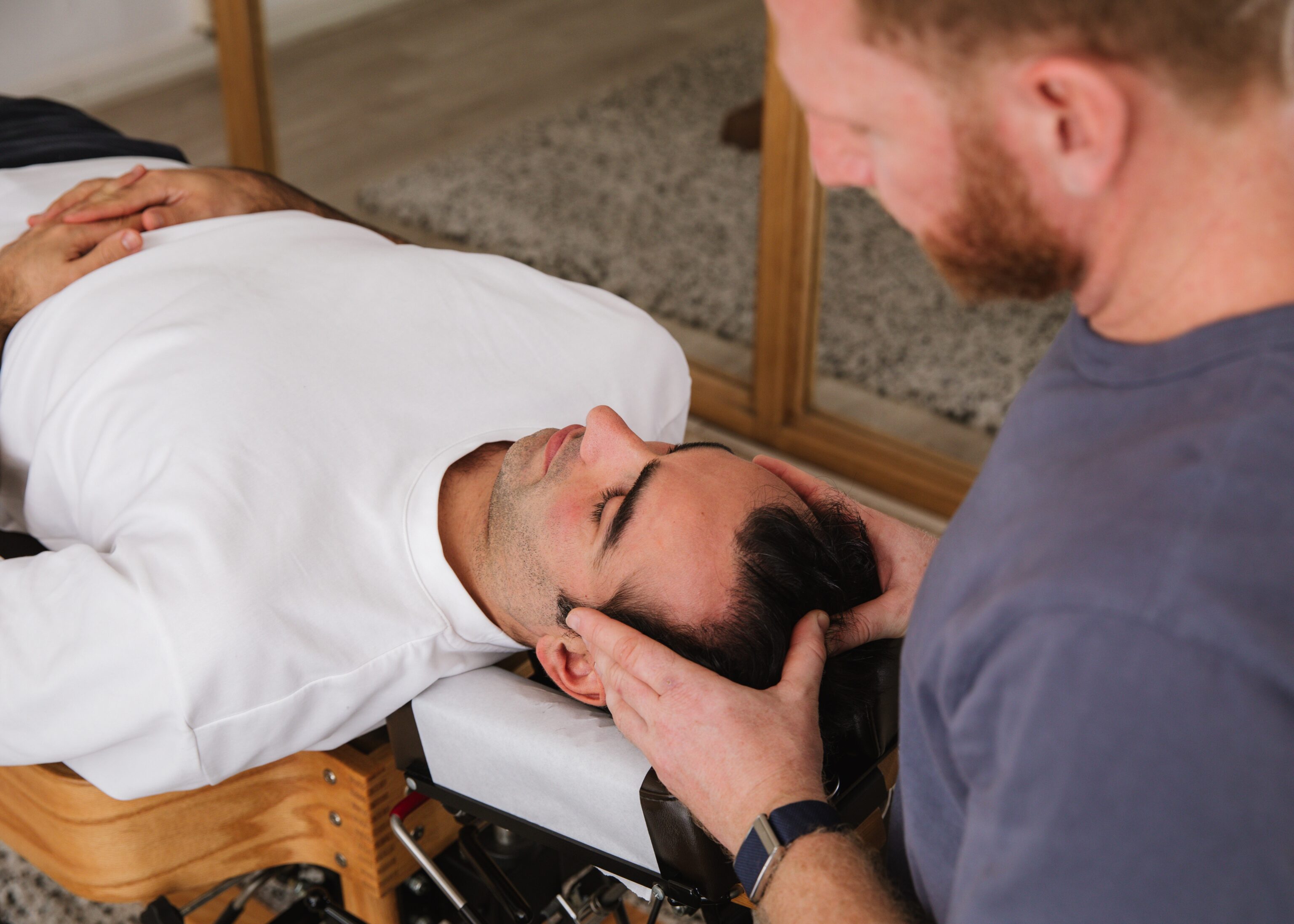 Met een whiplash naar de chiropractor