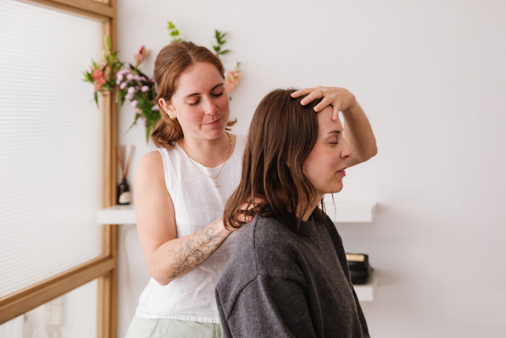 Behandeling volwassenen door chiropractor