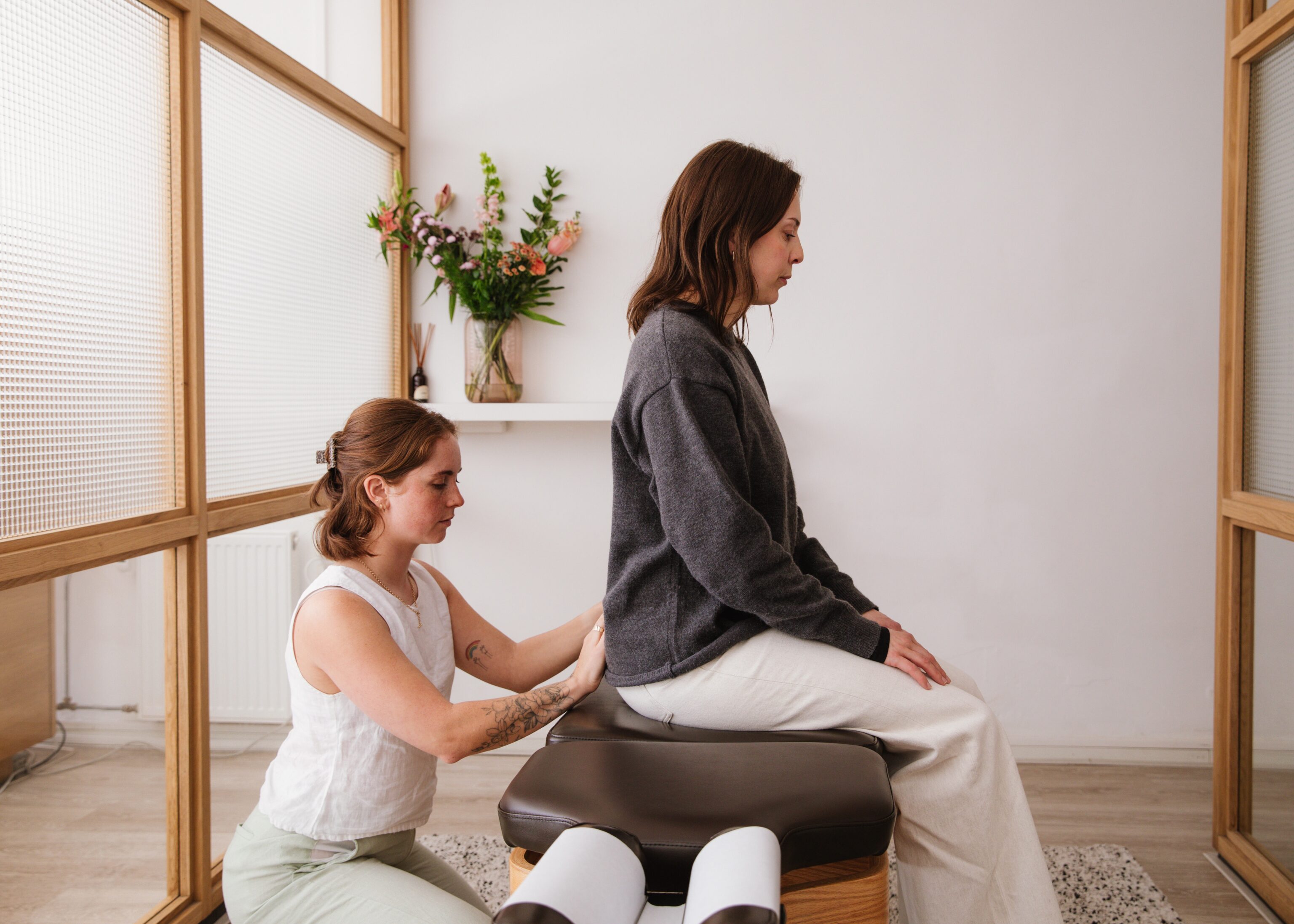 Scoliose rugpijn behandelen door chiropractor